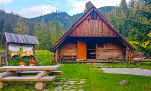 Dolina Chochołowska co warto zobaczyć - magiczne miejsca w sercu Tatr