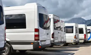 Bus Zakopane Dolina Pięciu Stawów: rozkład jazdy i praktyczne informacje 2024