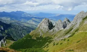 Gdzie jest Giewont i jak łatwo do niego dotrzeć w Tatrach?