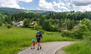 Najlepsze szlaki na Krawców Wierch - odkryj piękno Beskidu Żywieckiego