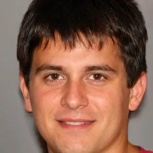Autor Mikołaj Bąk