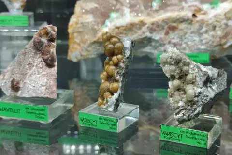 Najciekawsze minerały sudetów - poznaj bogactwo kamieni szlachetnych