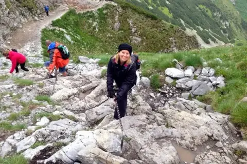 Ile zajmuje wejście na Giewont? Poznaj czasy przejścia na szczyt