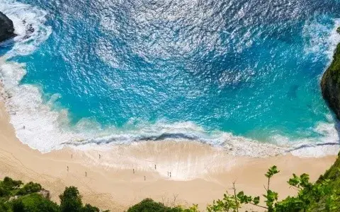 Gdzie leży wyspa Bali? Odkryj jej niezwykłe położenie w Indonezji