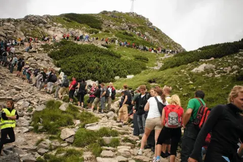 Czy na Giewont jest kolejka linowa? Oto, co musisz wiedzieć!