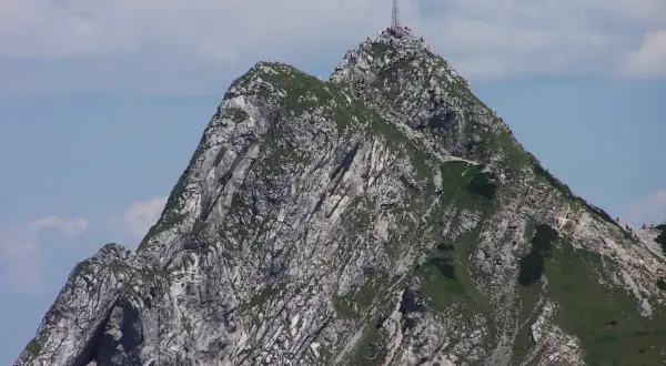 Co to jest Giewont? Odkryj jego tajemnice i znaczenie w Tatrach