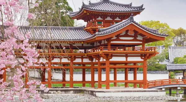 Kiedy jechać do Japonii? Najlepsze pory roku i atrakcje