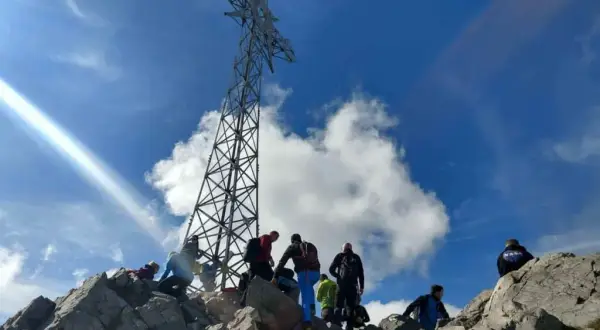 Jak dojechać na Giewont z Zakopanego? Najlepsze trasy i wskazówki