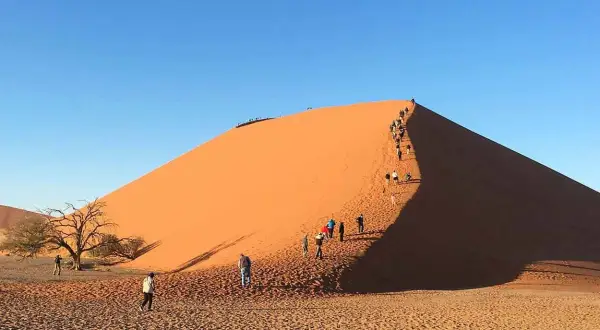 Namibia: kiedy jechać? Poznaj najlepszy czas na niezapomnianą podróż