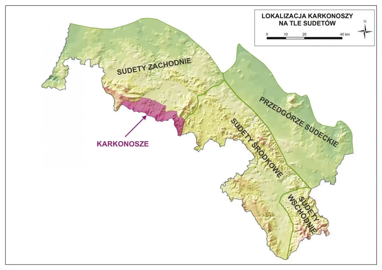 Mapa pokazuje lokalizację Karkonoszy na tle Sudetów Zachodnich, Środkowych i Wschodnich.