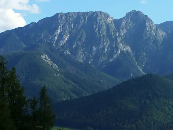 Ile ma Giewont? Zaskakujące fakty o wysokości i jego szczytach